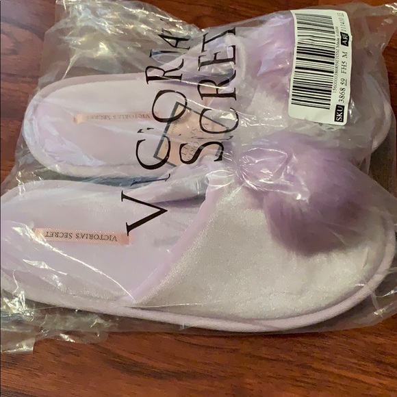 Victoria's Secret Shoes - NWT VS slippers